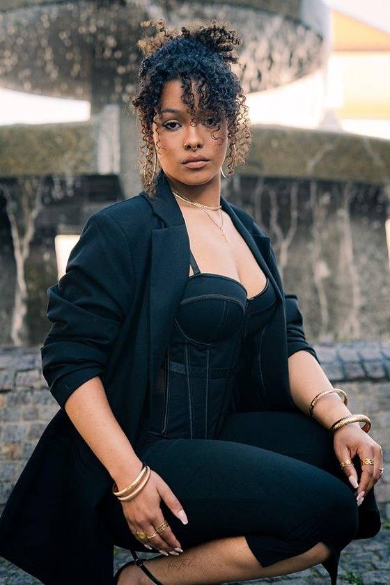 Portrait mode blazer et corset